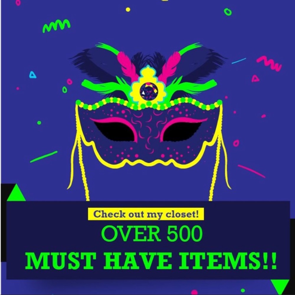 Vintage Gold & Crystal Filigree Clip Earrings - Picture 4 of 7